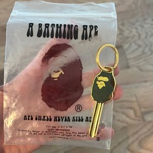 COPY - A Bathing Ape Head Key